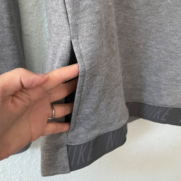 Nike Dri-Fit Cowl Neck Gray Sweatshirt Women's Size XS Athletic Pockets Casual - Picture 4 of 9